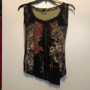 Top green beige black and beige with black lace